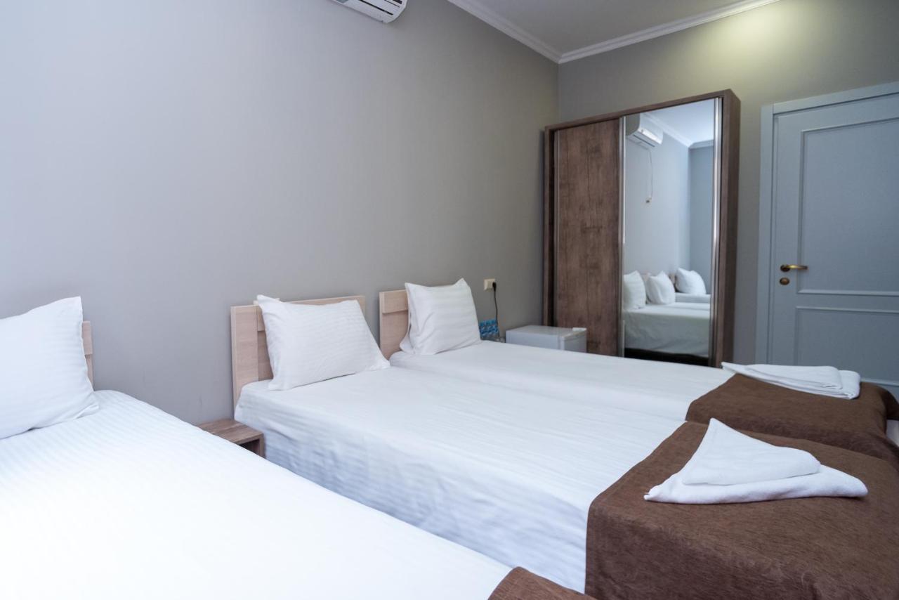 מלון Tiflis Hotel