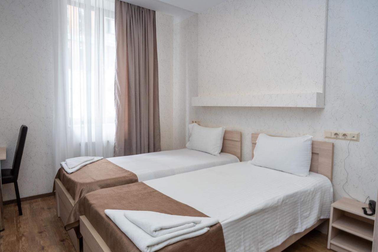 מלון Tiflis Hotel